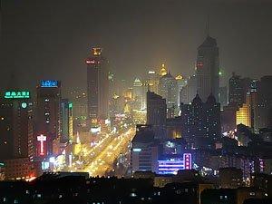 中国房价最该下降的八大城市