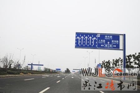 走马观花看滨湖新城