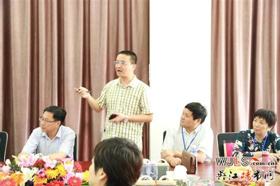 苏州市及姑苏区政协委员一行莅临视察吴江金鹰商业中心