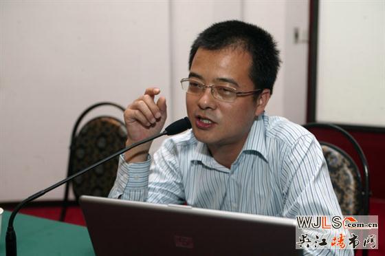 吴忠泉:做房地产市场的坚守着