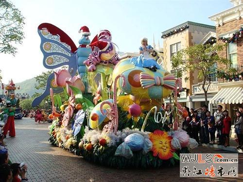 首开太湖一号约你去香港迪斯尼乐园