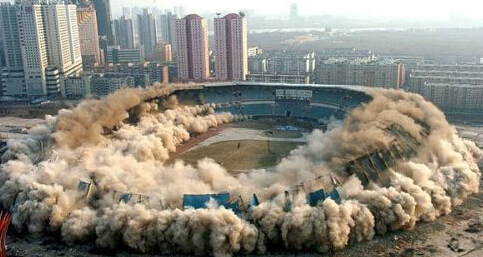 中国玩不起足球 源于建球场地价成本高