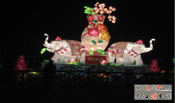 2015年新湖明珠城举办迎春灯会活动
