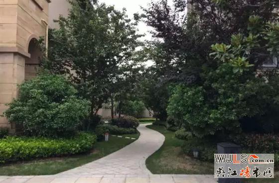 金科廊桥水岸二期别墅盛大交付