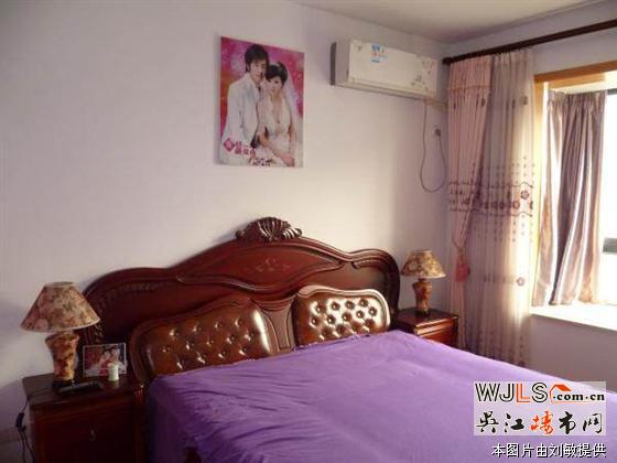 奥林清华西区 精装三房 2500元低价出租！