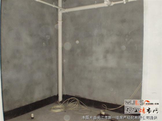 振泰小区3-4楼纯复式楼毛坯带汽车库
