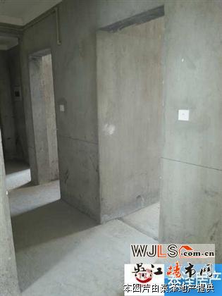 喜庆苑 143平 性价比超高 送一个汽车库 房东急售