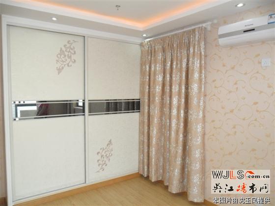 【】伟业新都汇大发西附近全新精装全新家电家具卫生干净停车特方便要求爱干净整洁一至二人租住看房预约。