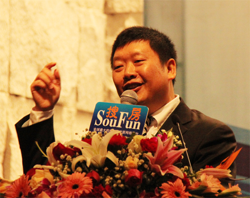 代建功：明年房产调控不动摇 促进房价回归到合理水平