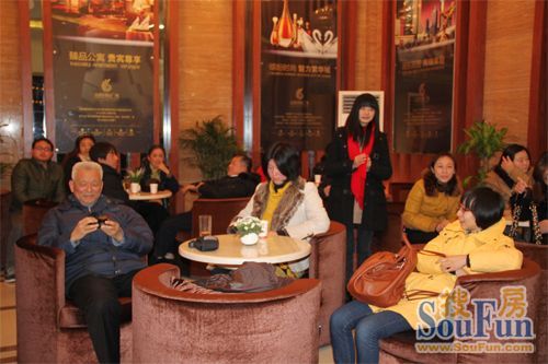 高扬国际广场圆梦现场燃情圣诞 现金豪礼美梦成真