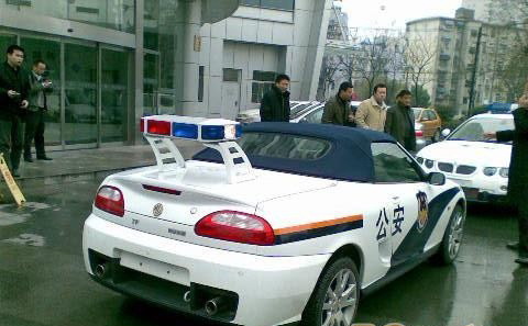 史上最牛的警车现身南京