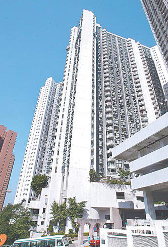 “肥猫”郑则士10年还债2千万 翻身拥豪宅