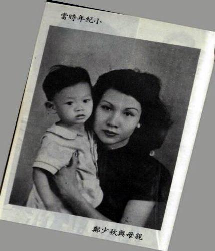30位大牌明星与父母家人珍贵家居合影