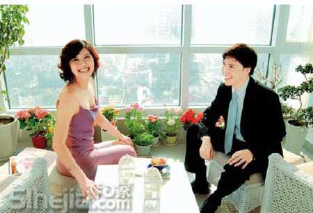 金童玉女演绎上海童话 闹市中的爱净土