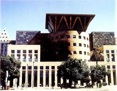 媒体选出10大丑陋建筑