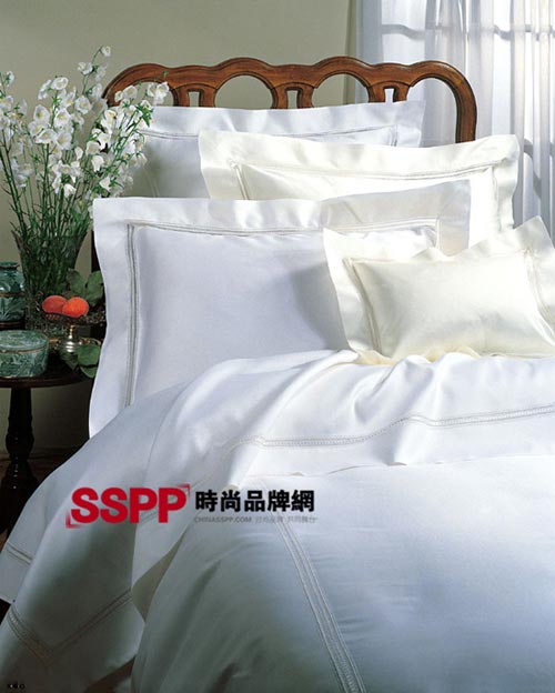 白色床品 解读秋冬简约时尚