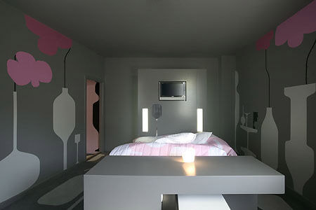 抽象派卧室设计，黑白色的经典演绎