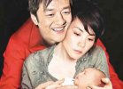 李亚鹏力护爱女连击3记者